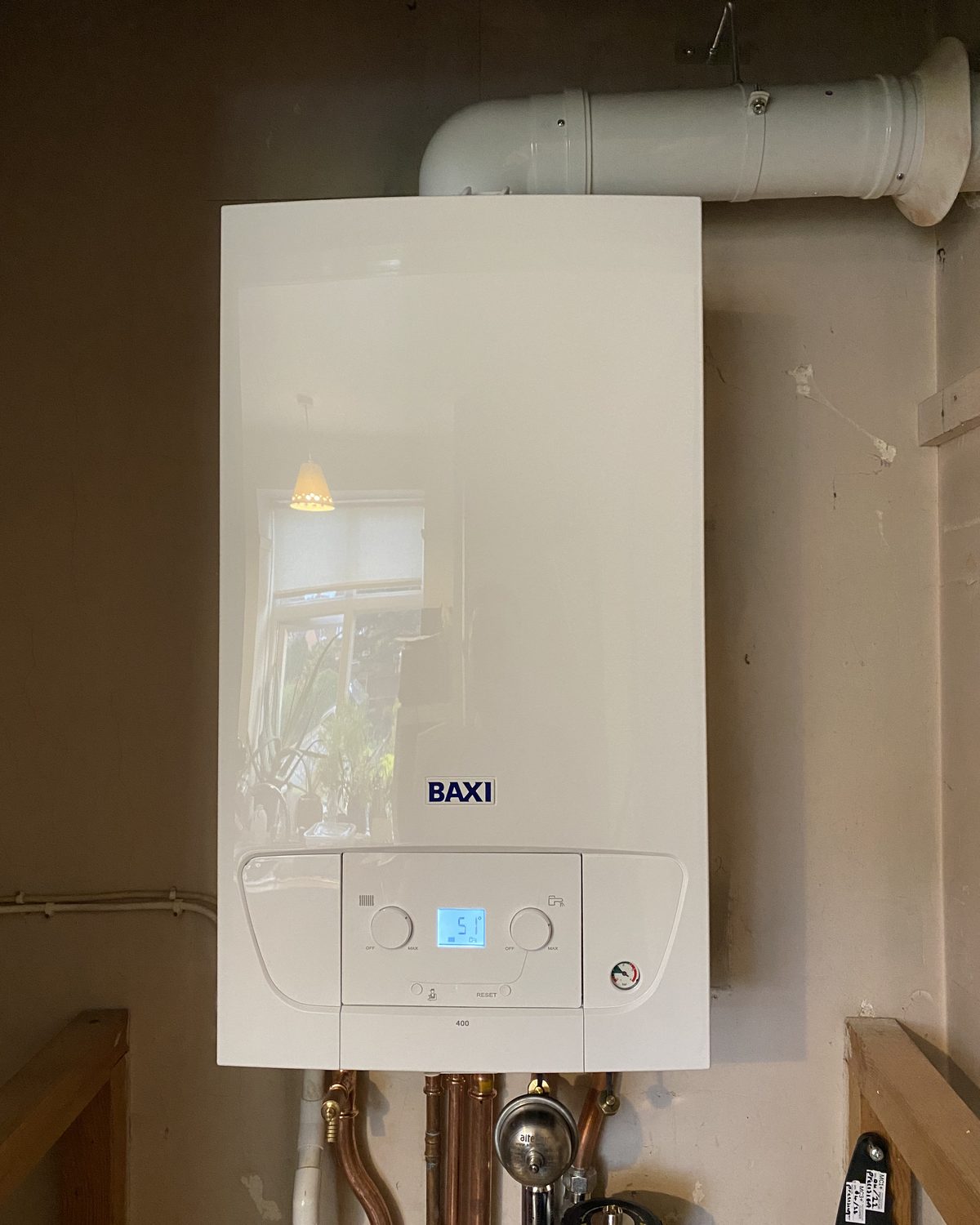 New Baxi combi boiler installed in the same cupboard